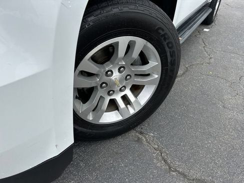 Used 2018 Chevrolet Tahoe LT RWD image 10