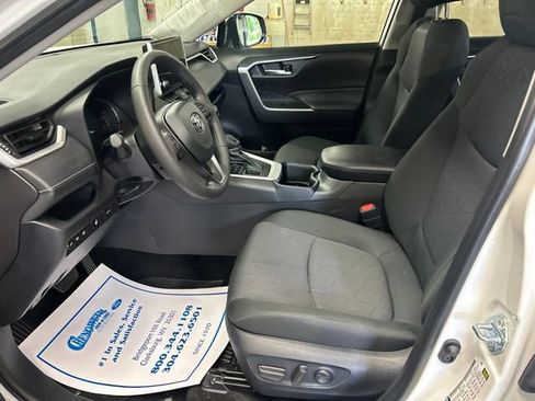 Used 2025 Toyota RAV4 XLE w/ Convenience Package AWD/4WD image 11