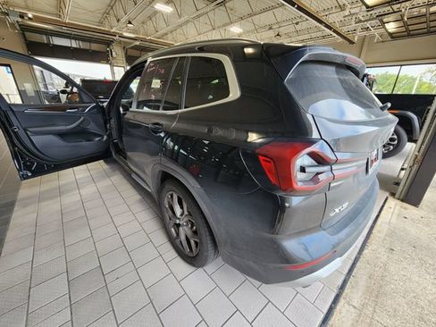 Used 2024 BMW X3 xDrive30i w/ Premium Package w/ZPA AWD/4WD image 6