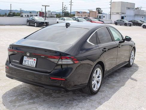 Certified 2023 Honda Accord LX image 6