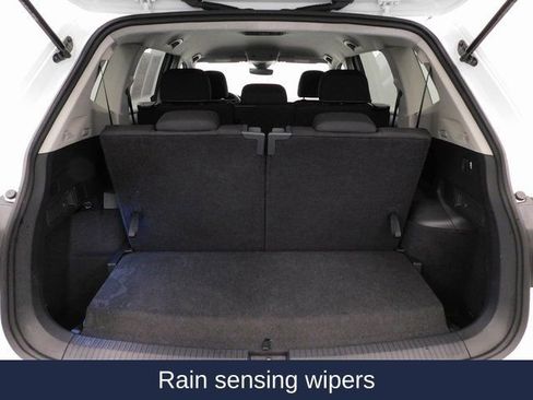 Used 2024 Volkswagen Tiguan S image 17