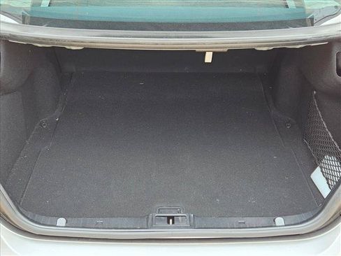 Used 2009 Mercedes-Benz E 350 Sedan image 6