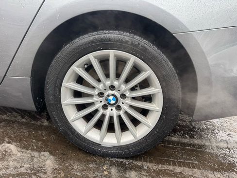 Used 2011 BMW 550i Gran Turismo xDrive image 13