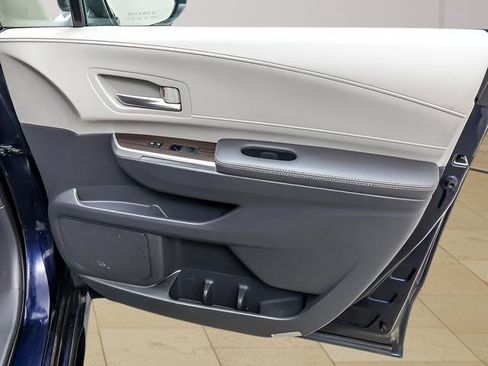 Certified 2024 Toyota Sienna XLE AWD/4WD image 25