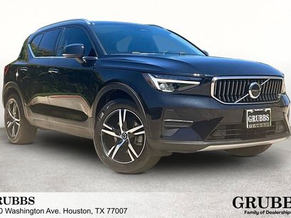 Used 2025 Volvo XC40 B5 Core w/ Protection Package Premier