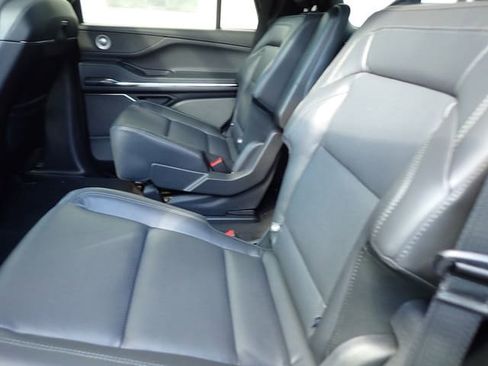 New 2025 Lincoln Navigator Reserve w/ Jet Appearance Package image 16