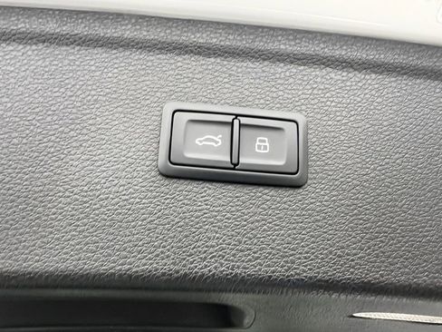 Used 2022 Audi Q5 2.0T Premium Plus w/ Premium Plus Package image 22