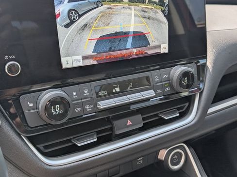 Used 2024 Toyota Grand Highlander FWD image 27