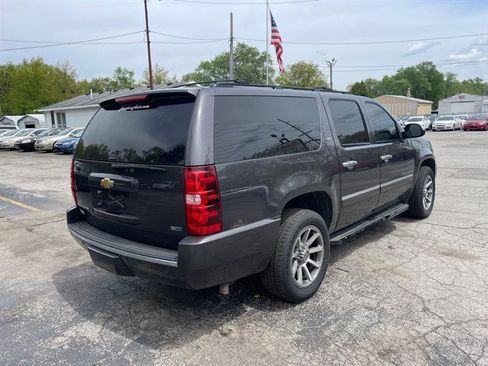 Used 2011 Chevrolet Suburban LTZ AWD/4WD image 5