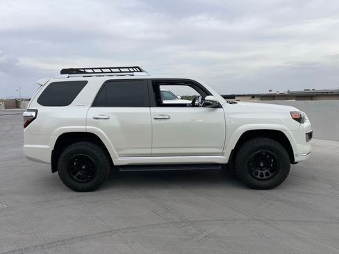 Used 2023 Toyota 4Runner Limited image 2