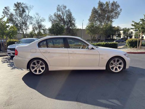 Used 2006 BMW 330i Sedan image 8