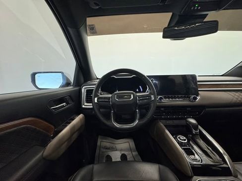 Used 2023 GMC Canyon Denali image 21