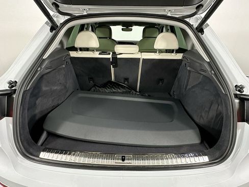 Used 2021 Audi Q3 2.0T Premium Plus w/ Premium Plus Package image 27