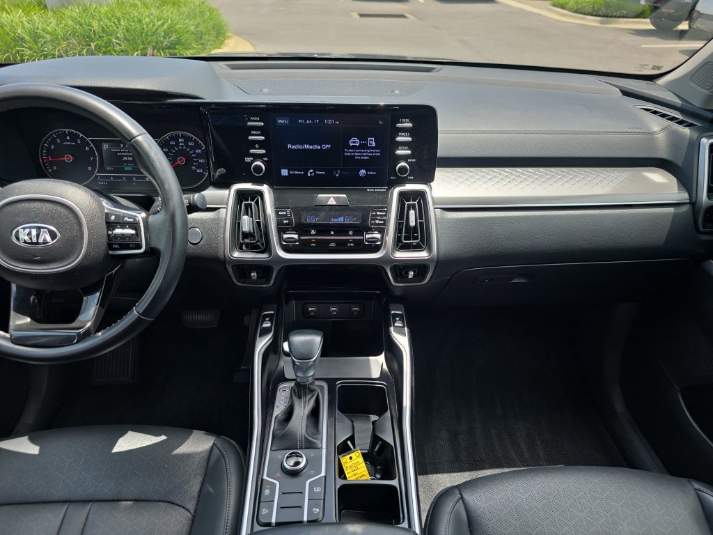 Used 2021 Kia Sorento S w/ Panoramic Sunroof Package AWD/4WD image 15