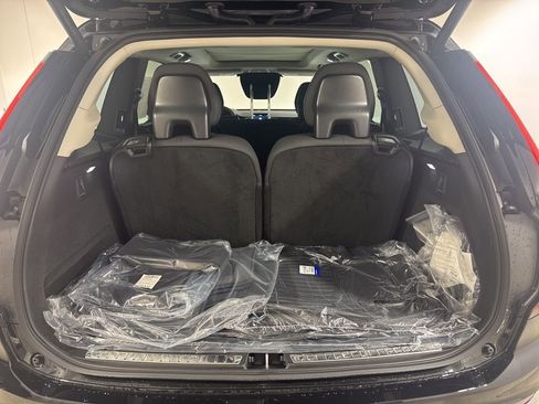 New 2026 Volvo XC90 B5 Core w/ Protection Package AWD/4WD image 30