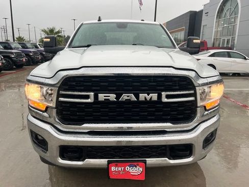 Used 2024 RAM 2500 Big Horn AWD/4WD image 2