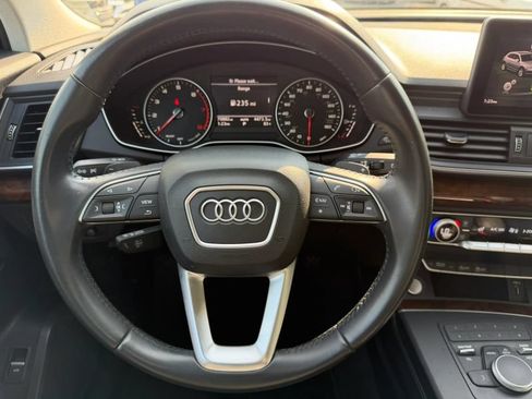 Used 2018 Audi Q5 2.0T Premium AWD/4WD image 21