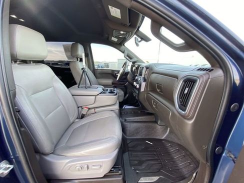 Used 2020 GMC Sierra 1500 SLT w/ X31 Off-Road Package image 24