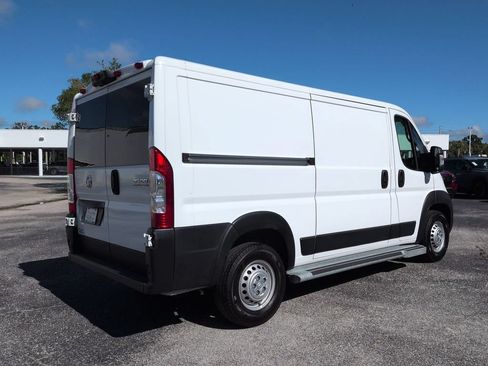 Used 2025 RAM ProMaster 2500 w/ U-Haul Equipment Group FWD image 4