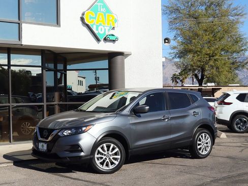 Used 2021 Nissan Rogue Sport S image 3