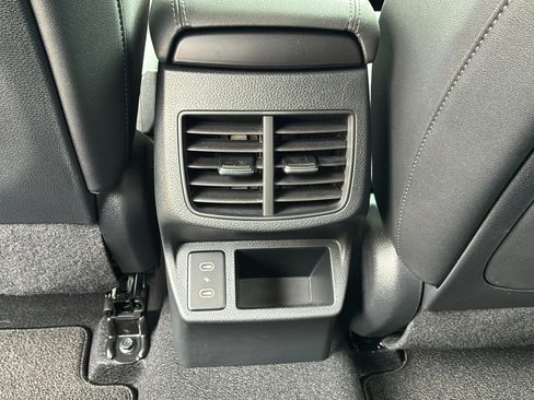 Used 2026 Kia Seltos EX FWD image 35