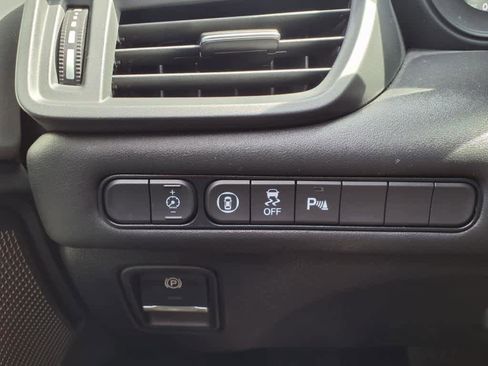 Certified 2025 Acura TLX w/ Technology Package image 13