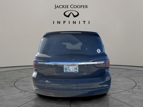 Certified 2018 INFINITI QX80 4WD w/ Deluxe Technology Package image 16