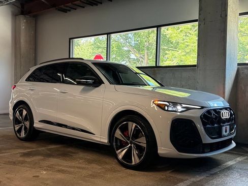 New 2026 Audi SQ5 Premium Plus AWD/4WD image 13