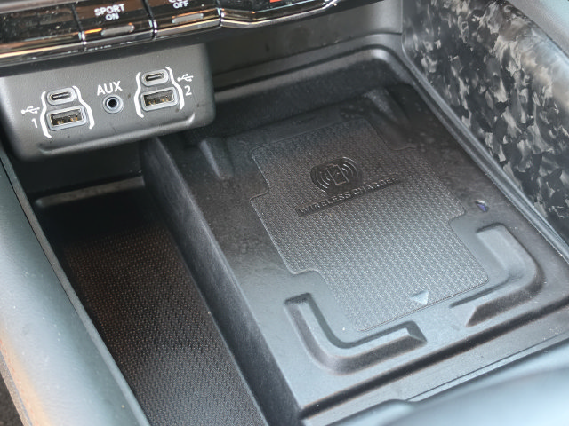 Used 2023 Dodge Durango R/T RWD image 32