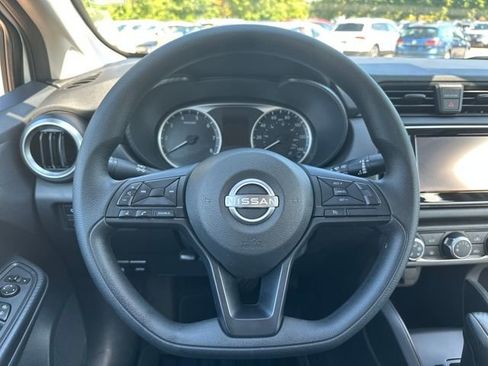 Used 2025 Nissan Versa S w/ Trunk Package image 13