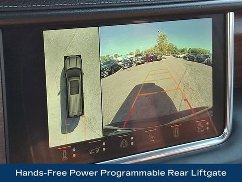 Used 2024 GMC Yukon XL Denali Ultimate w/ LPO, Floor Liner Package AWD/4WD image 13