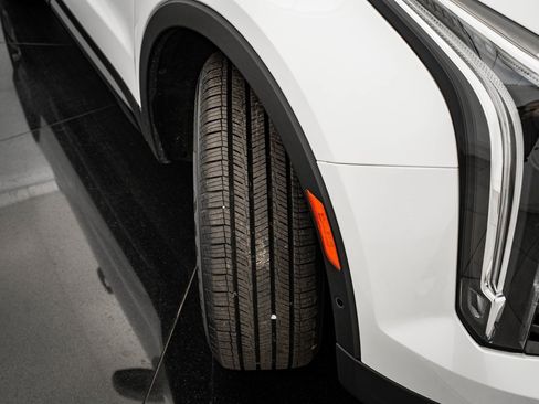 Used 2023 Cadillac XT4 Sport image 50