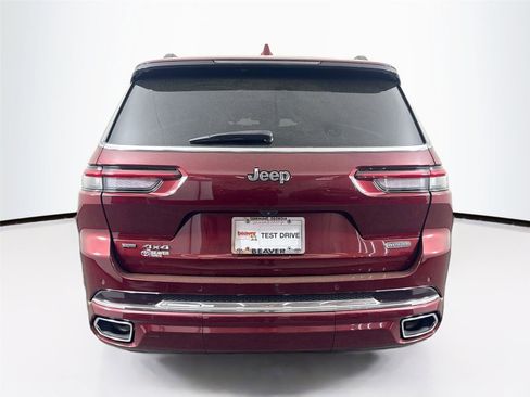 Used 2022 Jeep Grand Cherokee L Overland w/ MOPAR Finishing Package AWD/4WD image 12