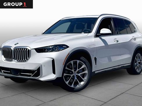 New 2026 BMW X5 xDrive50e AWD/4WD image 1