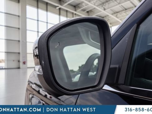 Used 2025 Ford Expedition Max Active AWD/4WD image 31