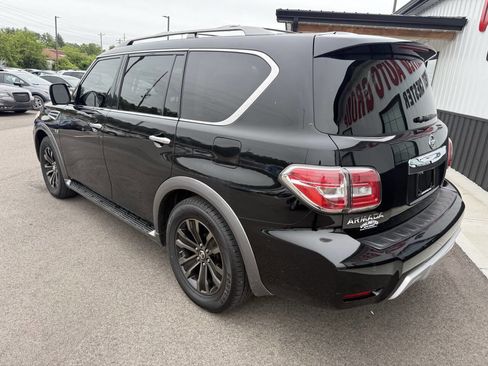 Used 2017 Nissan Armada Platinum w/ Interior Lighting Package AWD/4WD image 11