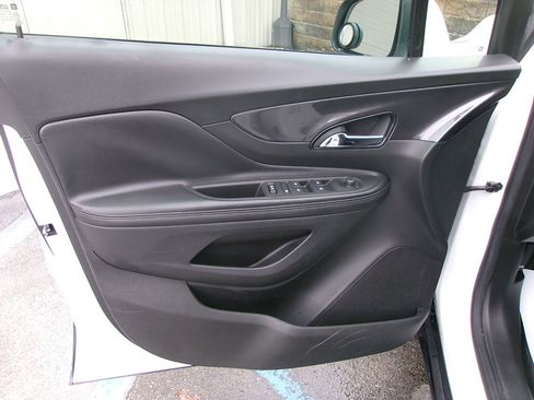 Used 2018 Buick Encore Preferred image 15