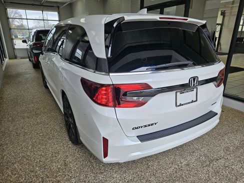 New 2026 Honda Odyssey Sport-L image 5