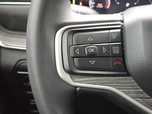 Used 2022 Jeep Wagoneer Series II AWD/4WD image 27