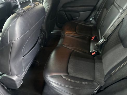 Used 2018 Jeep Compass Latitude w/ Popular Equipment Group image 12