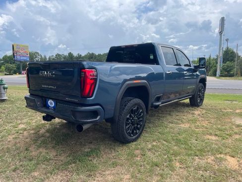 Used 2025 GMC Sierra 2500 Denali Ultimate AWD/4WD image 5