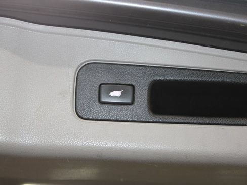Used 2014 Honda Odyssey Touring image 19