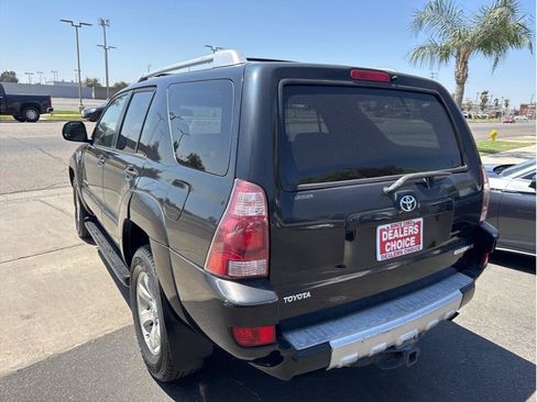 Used 2005 Toyota 4Runner SR5 RWD image 7