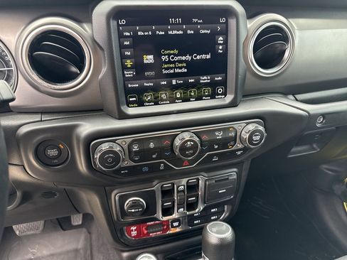 Used 2023 Jeep Wrangler Unlimited Rubicon 4xe w/ Steel Bumper Group image 20