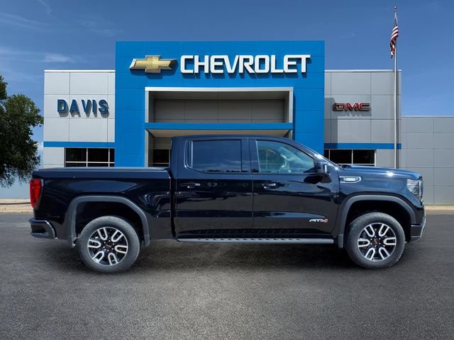 Used 2025 GMC Sierra 1500 AT4 w/ AT4 Premium Package AWD/4WD image 2