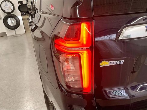 Used 2021 Chevrolet Tahoe LT image 33