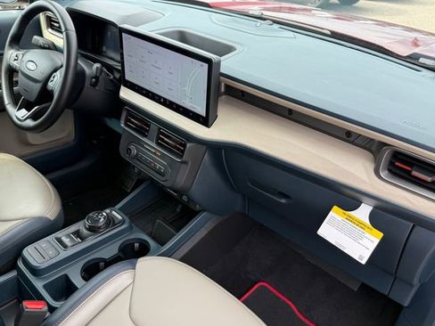 Used 2025 Ford Maverick Lariat w/ 4K Tow Package image 22