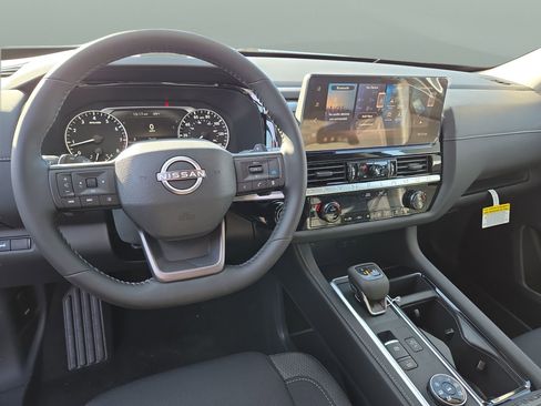 New 2026 Nissan Pathfinder SV image 34
