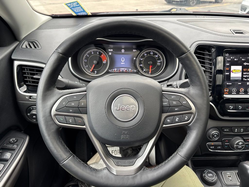 Used 2019 Jeep Cherokee Limited w/ Technology Group AWD/4WD image 25