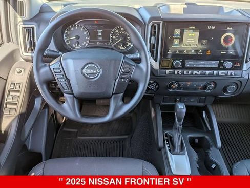 Certified 2025 Nissan Frontier SV AWD/4WD image 33